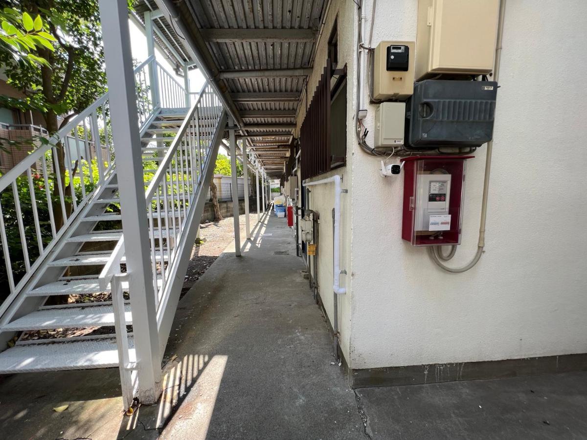 ホテル江ノ島アパートメント Katase  Экстерьер фото