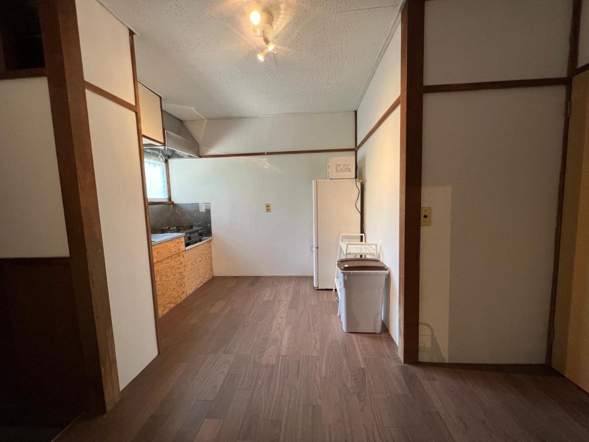 ホテル江ノ島アパートメント Katase  Экстерьер фото